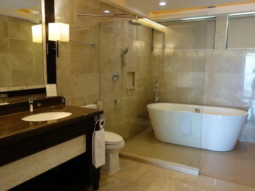 Hotel Henann Resort Alona Beach