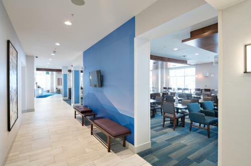 Hotel Holiday Inn Express - Red Deer North