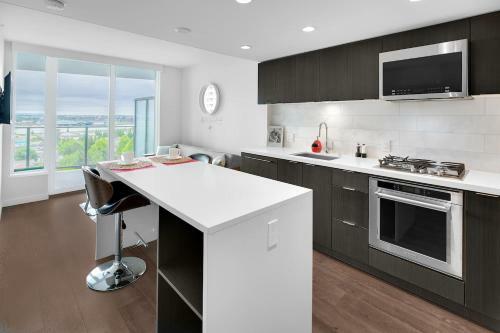 Vancouver Nunavut Lane Apartment