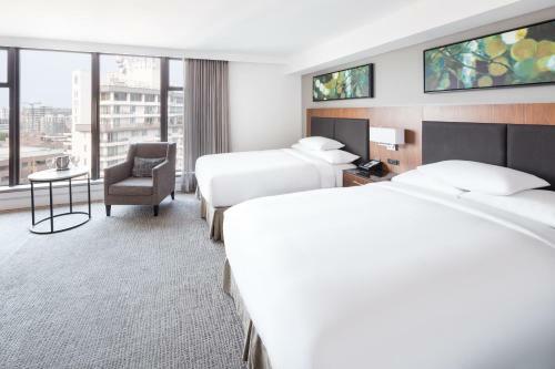 Doubletree By Hilton Hotel & Suites Victoria