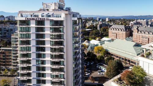 Doubletree By Hilton Hotel & Suites Victoria
