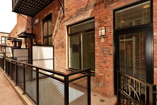 Apartamentos Lee Chong Luxury Vacation Rentals