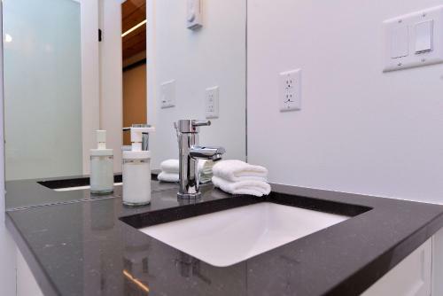 Apartamentos Lee Chong Luxury Vacation Rentals