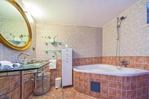 Sumartin Villa Sleeps 8 Pool Air Con Wifi