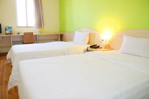Hotel 7days Inn Xining Railway Station