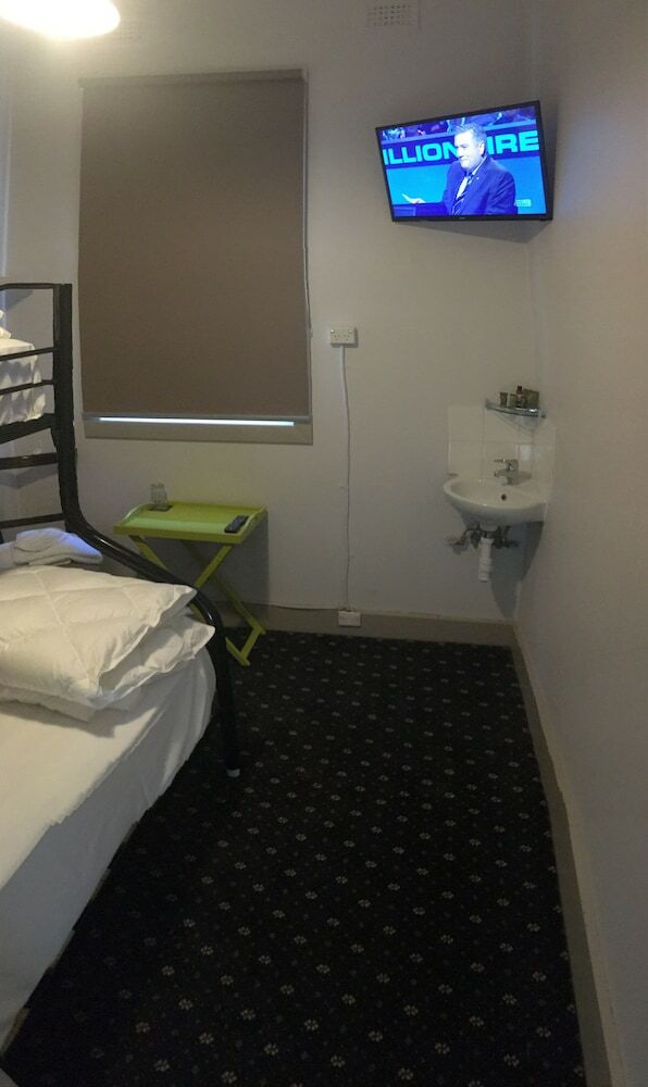 Hotel Rooms At Carboni's