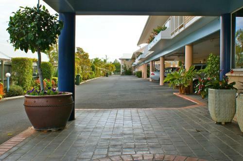 Best Western Ambassador Motor Lodge