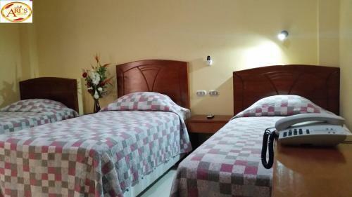 Aris Hotel Ll