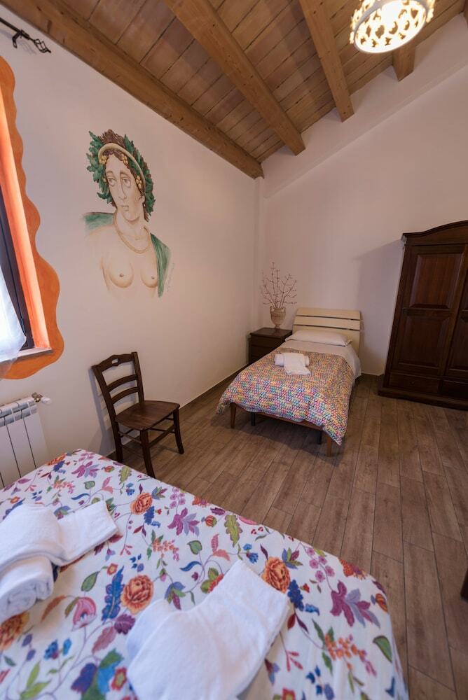 Bed & Breakfast La Casa Rossa Country House