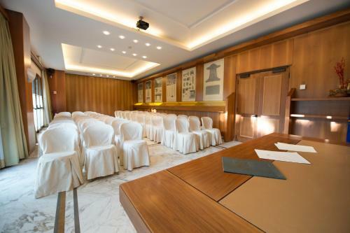 Solofra Palace Hotel & Resort