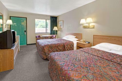 Hotel Days Inn By Wyndham Espanola