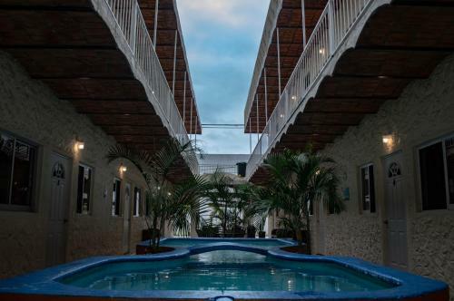 Hotel Bungalows Las Glorias