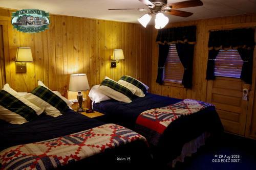 Posada Edgewater Inn & Cottages