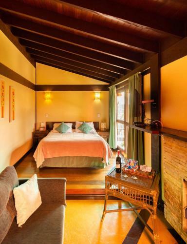 Hostal Pousada Jardim Das Montanhas