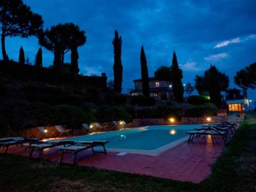Fornoli Villa Sleeps 16 Pool Wifi