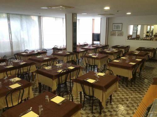 Hotel Ausonia