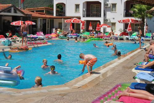 Hotel Club Ekinci Palace