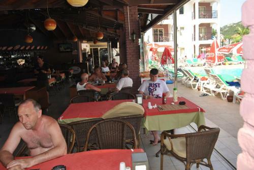 Hotel Club Ekinci Palace