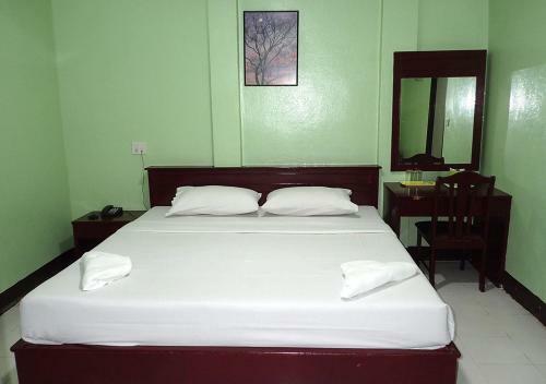 Posada Woodlands Inn