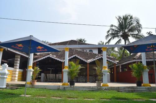 Hostal Bribon Guest House