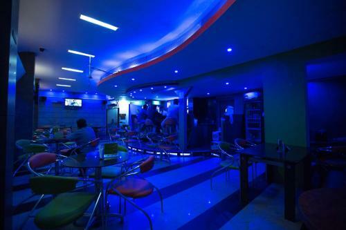 Hotel Shelter