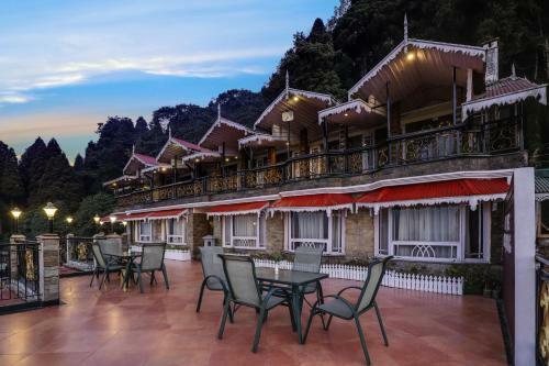 Summit Grace Hotel