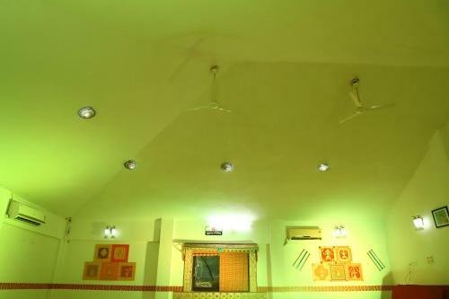 Hotel Tourist Village Khajuraho