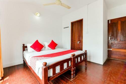 Hotel Shivaganga Houseboat