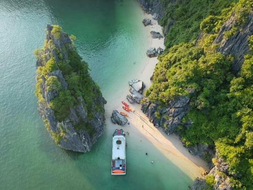 Era Cruises Halong