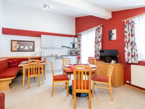 Fantastic Apartment In Saalbach-hinterglemm With Garden