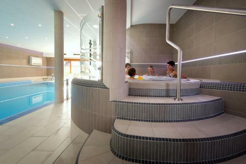 Hotel Wellness Penzion Medli?ky