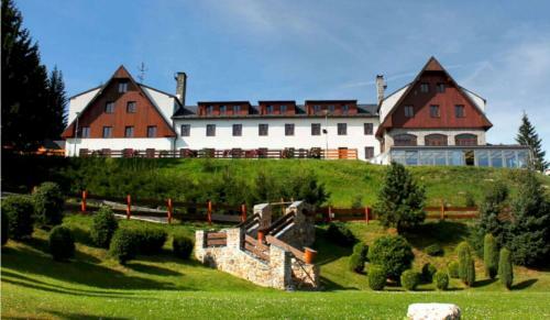 Horsk� Hotel Kop?ivn�