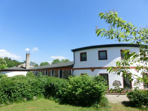 Dom�ne Neu Gaarz Apartments