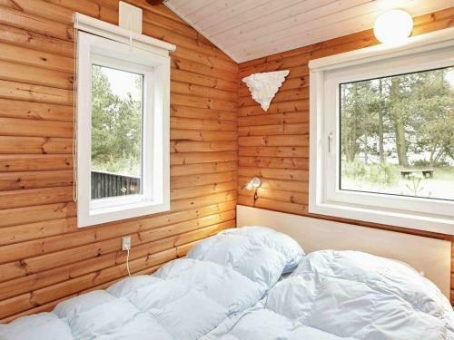 Three-bedroom Holiday Home In Bl�vand 77