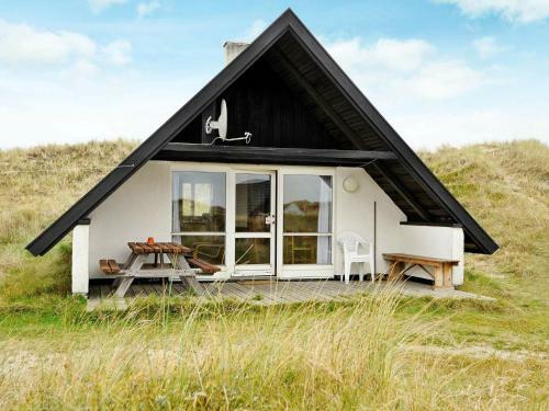 Two-bedroom Holiday Home In Ringk�bing 24