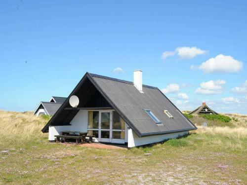 Two-bedroom Holiday Home In Ringk�bing 23