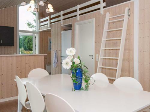 Holiday Home Klokkerholm