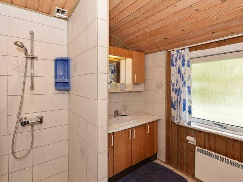Three-bedroom Holiday Home In N�rre Nebel 10