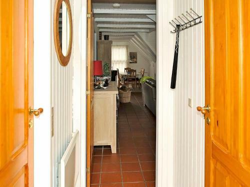 Three-bedroom Holiday Home In N�rre Nebel 16