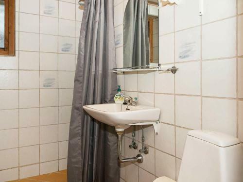 Three-bedroom Holiday Home In Alling�bro 5