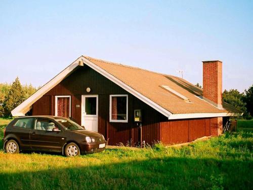 Three-bedroom Holiday Home In Vejers Strand 8