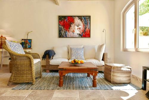 Flaujagues Villa Sleeps 4 Pool Wifi