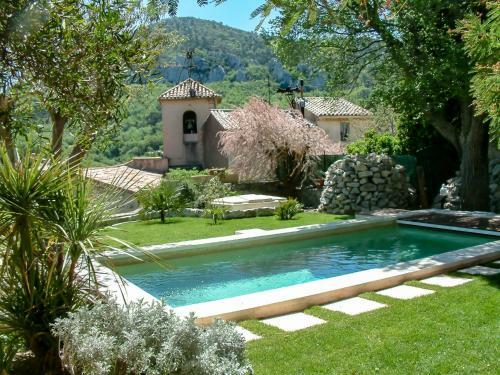 Holiday Home Le Ch�teau Mimet