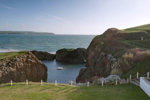 Burgh Island Hotel