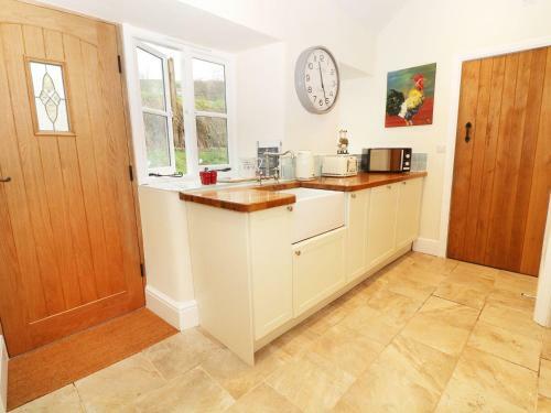 3 Bryn Ysgol, Betws-y-coed