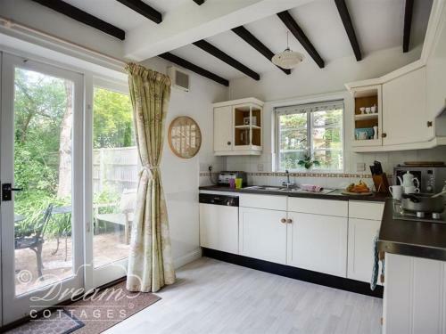 Little Berwick Cottage, Burton Bradstock