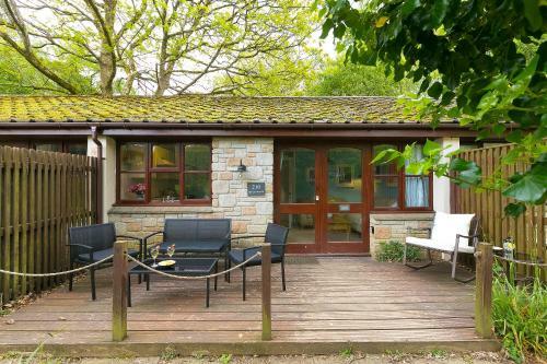 Cosy Woodland Home