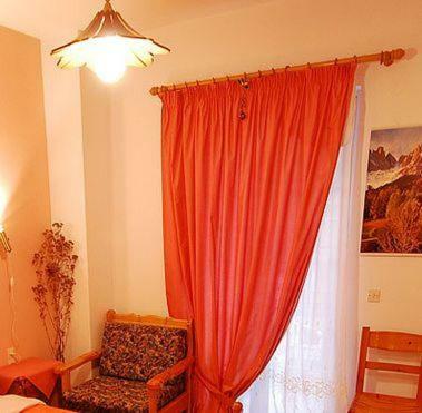 Hostal To Oneiro