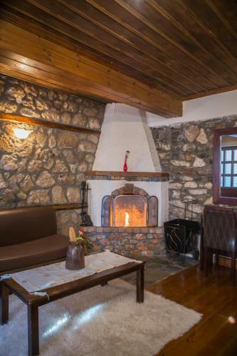 Hostal Nostos