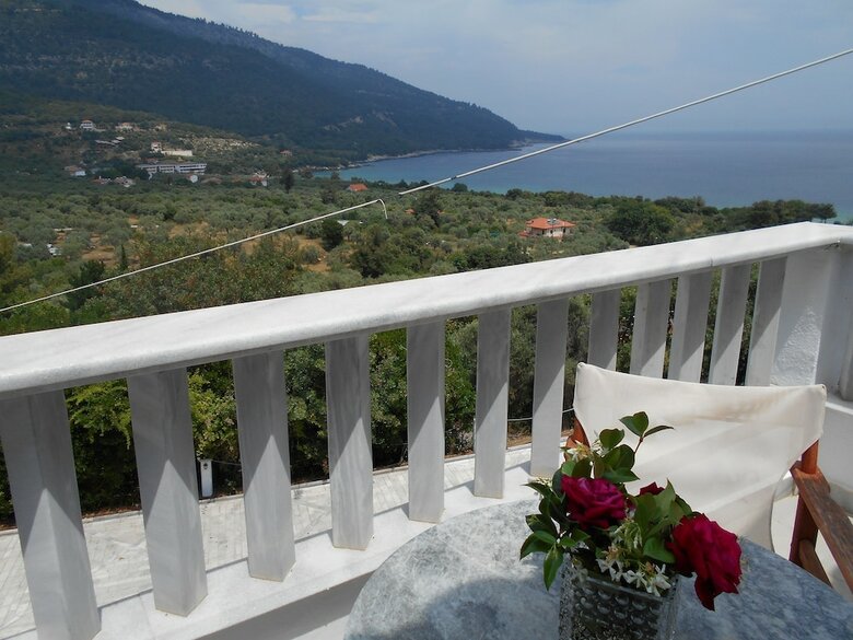 Kinira Beach Hotel